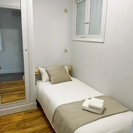 Atico Con Dos Terrazas E Increibles Vistas En Pleno Centro De 公寓